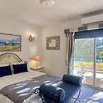Pinheiro Manso - Private Pool - 10 Guests - Villa