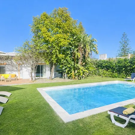 Pinheiro Manso - Private Pool - 10 Guests - *