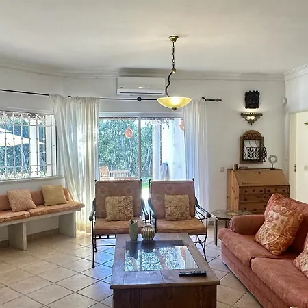 Pinheiro Manso - Private Pool - 10 Guests - アルブフェイラ